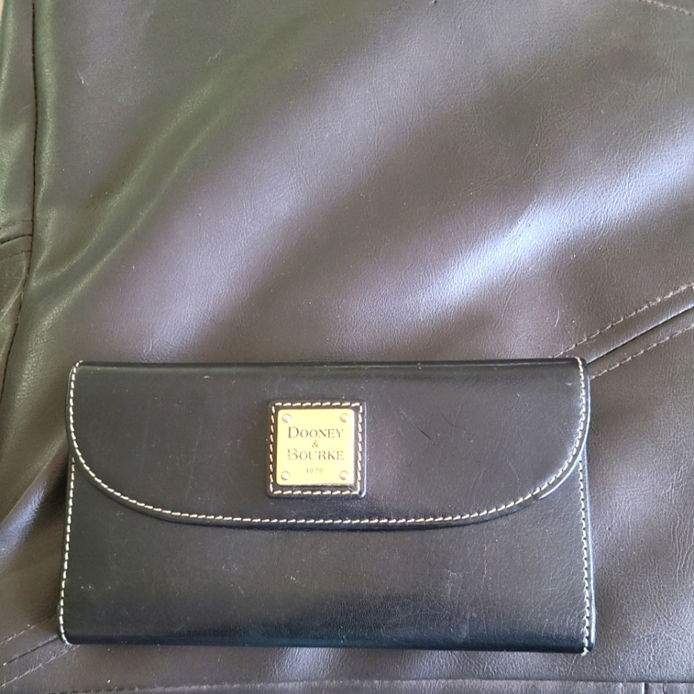 Dooney & Bourke Black Leather Wallet